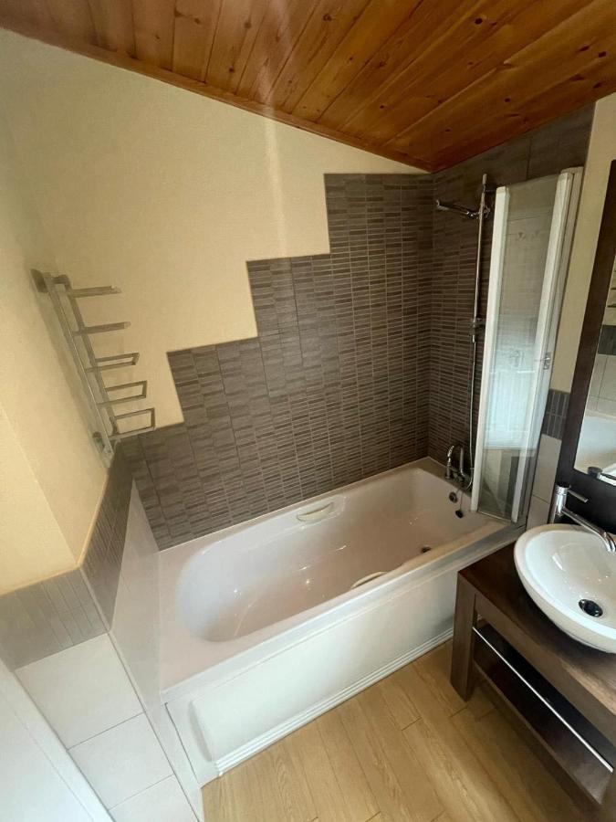 Windermere Retreat - White Cross Bay Holiday Park Bagian luar foto
